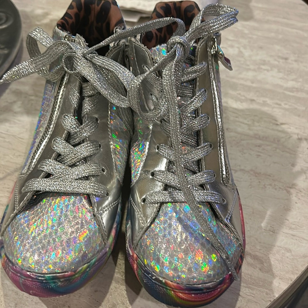 Steve Madden size 4 perfect condition